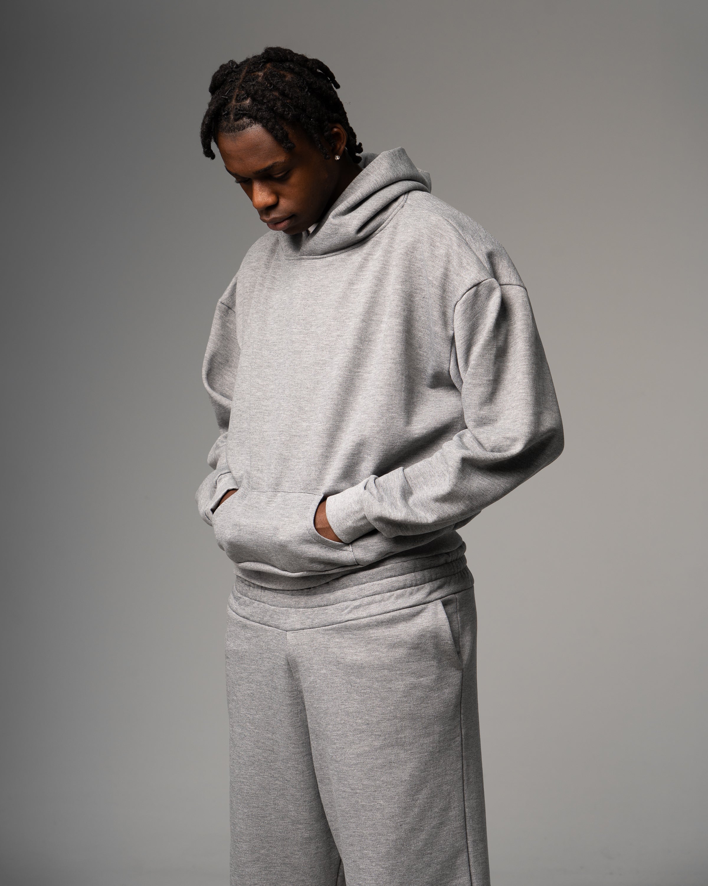 Hoodie cinza com capuz